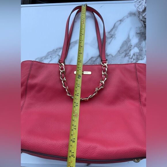 Michael Kors Raspberry Pebbled Leather Tote – Like New w/ Gold Chain Detail - Picture 11 of 17